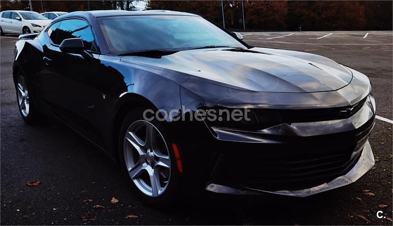 Usado Chevrolet Camaro 432 CV (317 kW) 2015 Negro Coupe