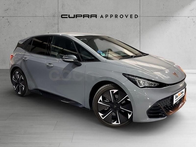 Begagnad Cupra Born e-Boost 169 kW (231 HK) 2024 Eléctrico Halvkombi