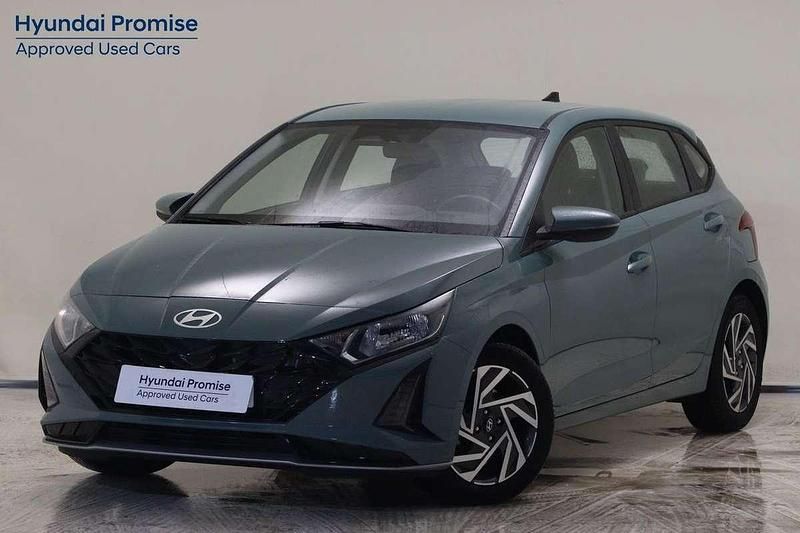 Verde Usado 2024 Hyundai i20 Utilitario | 14.900 € (Buen precio) - Imagen 1/4