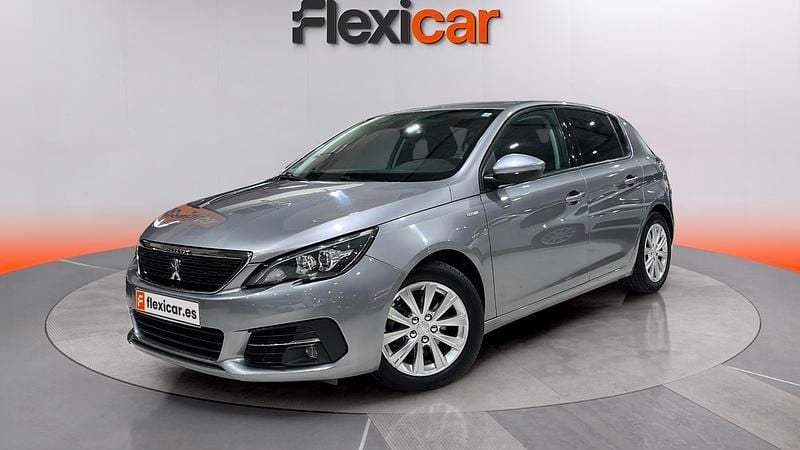 Usado Peugeot 308 Style 131 CV (96 kW) 2020 Gris Utilitario
