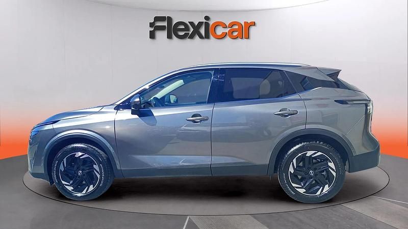 Usado Nissan Qashqai Acenta 158 CV (116 kW) 2025 Gris SUV