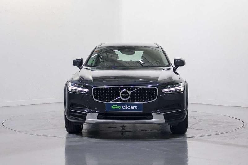Begagnad Volvo V90 CC 190 HK (139 kW) 2019 Grå Kombi
