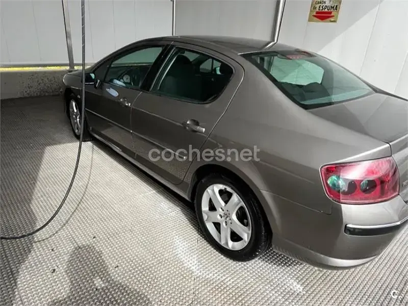 Usado Peugeot 407 136 CV (100 kW) 2004 Gris / plata Berlina