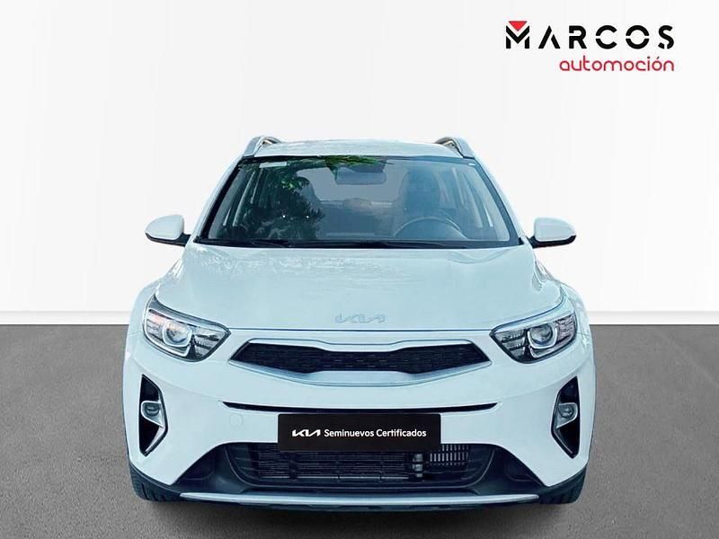 Usado Kia Stonic 100 CV (73 kW) 2024 Blanco SUV