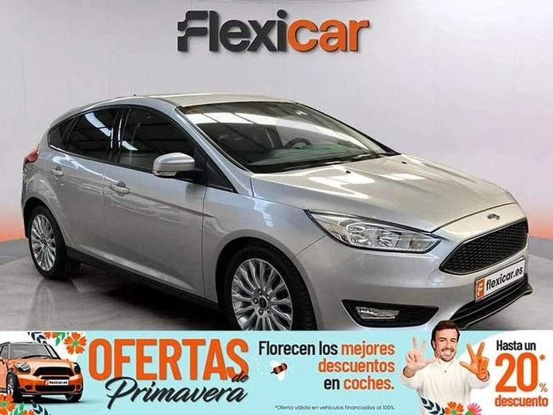 Usado Ford Focus Business Edition 120 CV (88 kW) 2017 Gris Utilitario