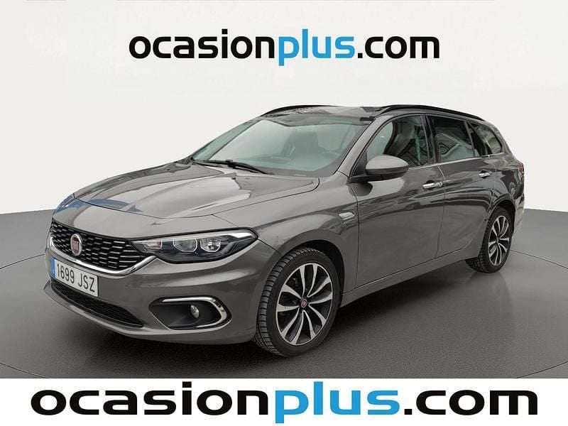 Usado Fiat Tipo Lounge 120 CV (88 kW) 2016 Gris Familiar