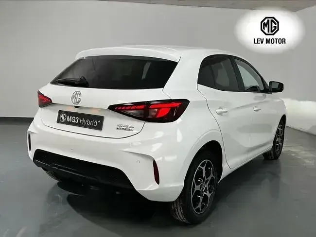 Nowe MG MG3 Luxury 194 KM (142 kW) 2026 Niebieski Hatchback