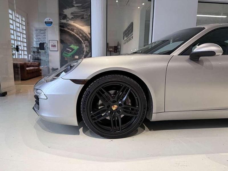 Usado Porsche 911 Carrera 349 CV (256 kW) 2012 Plateado Coupe