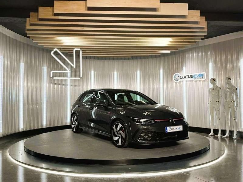 Usado VW Golf VIII GTI 245 CV (180 kW) 2023 Gris Utilitario