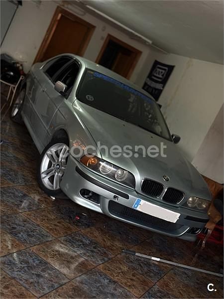 Usado BMW 520 150 CV (110 kW) 2001 Gris / plata Berlina