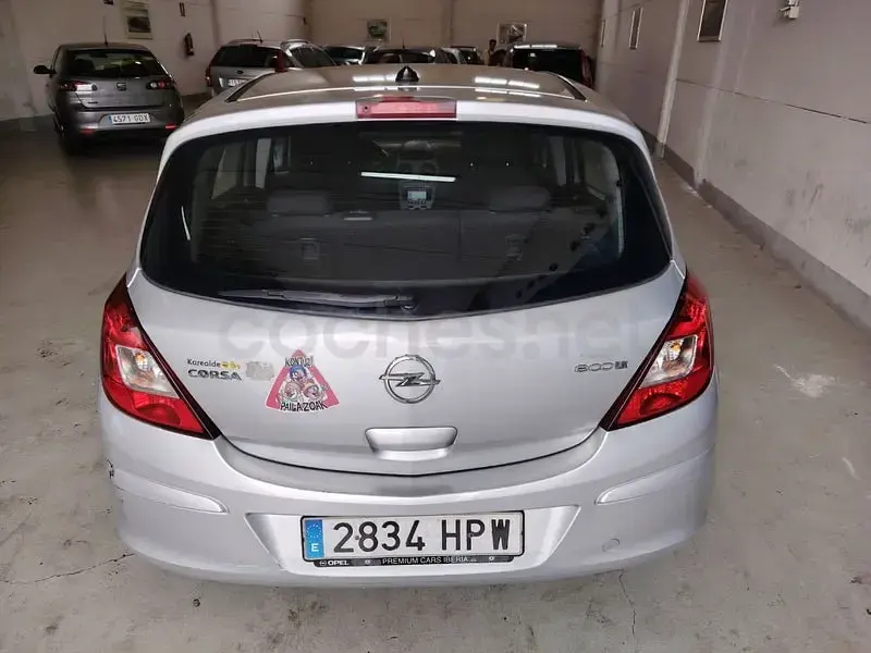 Usado Opel Corsa Selective 95 CV (69 kW) 2013 Gris / plata Utilitario