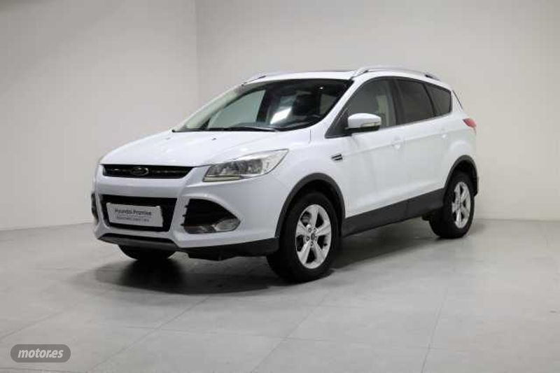 Blanco Usado 2014 Ford Kuga Trend SUV | 13.500 € - Imagen 1/4