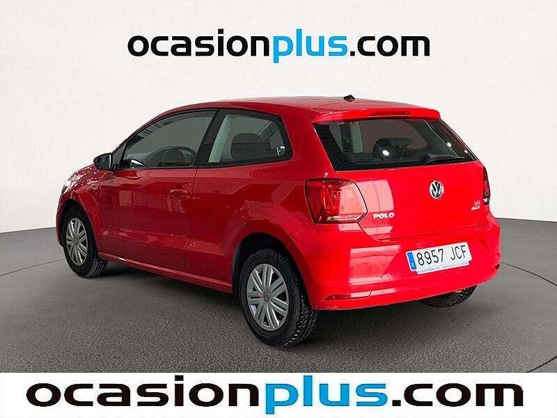 Usado VW Polo Edition 75 CV (55 kW) 2015 Rojo Utilitario