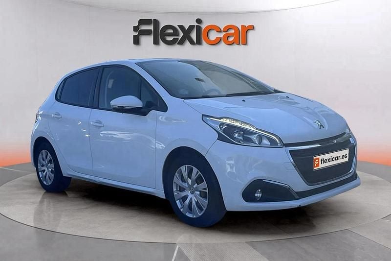 Blanco Usado 2017 Peugeot 208 Business-Line Utilitario | 7190 € (Precio justo) - Imagen 1/4