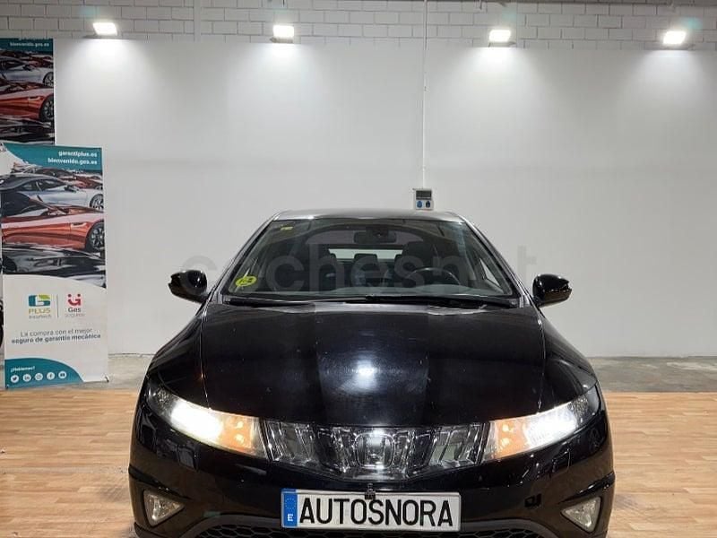 Usado Honda Civic Type S 140 CV (102 kW) 2007 Negro Berlina