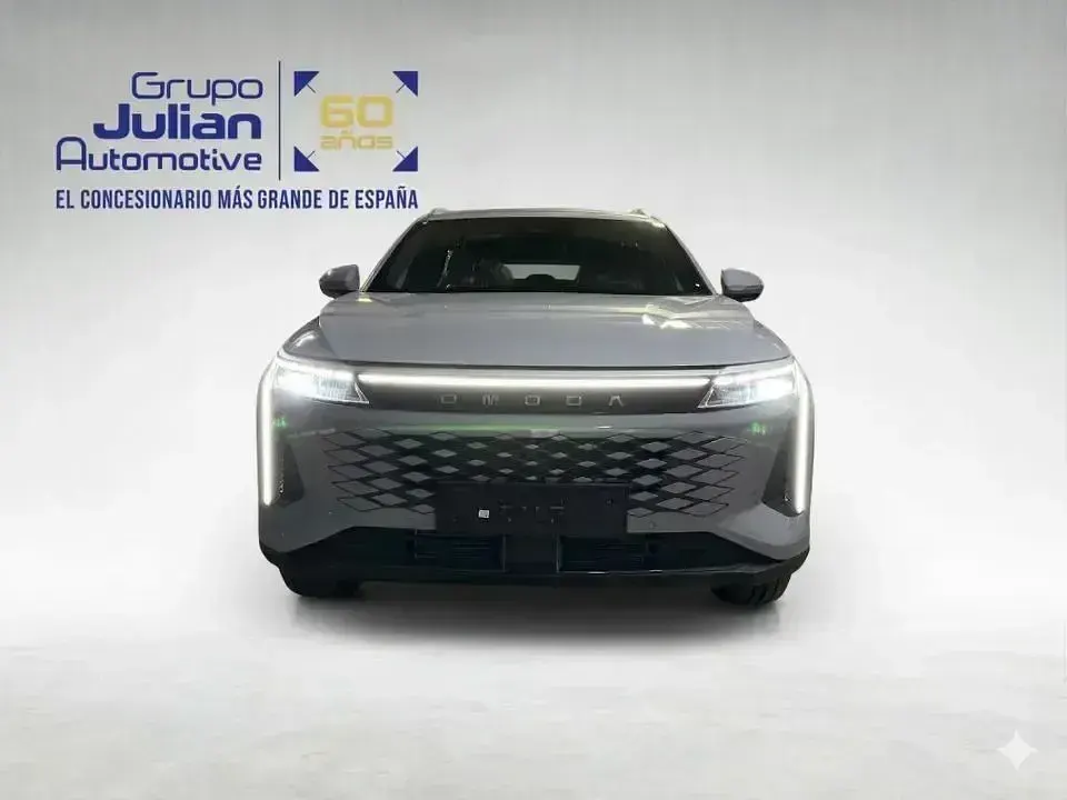Nuevo Omoda 9 537 CV (394 kW) 2026 Gris SUV