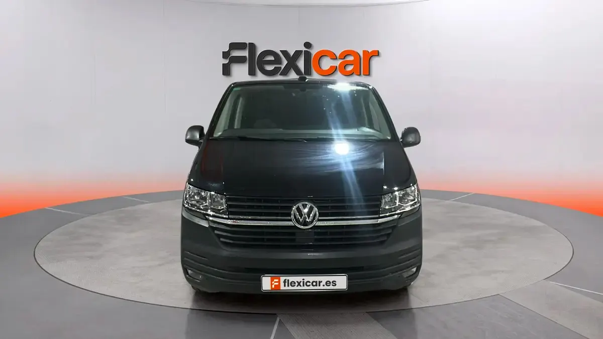 Usado VW Caravelle 150 CV (110 kW) 2022 Negro Van