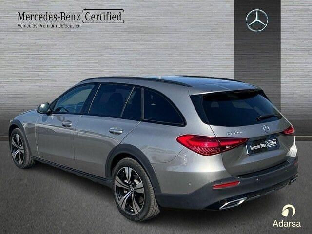 Usado Mercedes C220 Avantgarde 200 CV (147 kW) 2023 Plata mojave