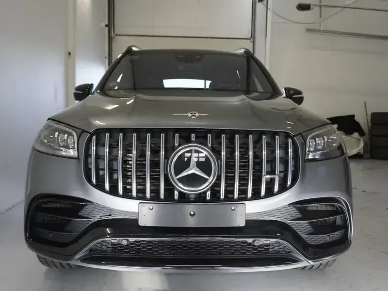 Usado Mercedes GLS63 AMG 612 CV (450 kW) 2021 Gris / plata SUV
