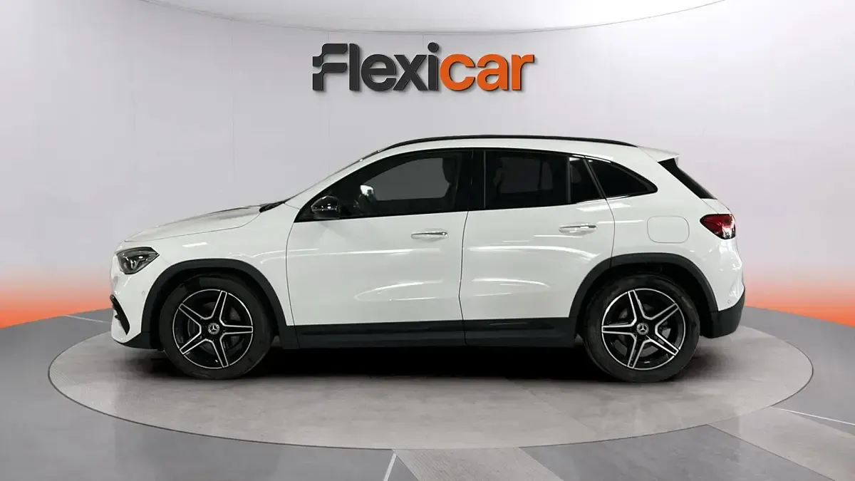 Usado Mercedes GLA200 150 CV (110 kW) 2020 Blanco SUV