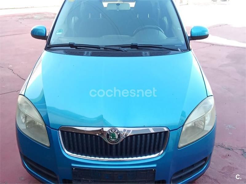 Usado Skoda Roomster Family 105 CV (77 kW) 2007 Azul Monovolumen