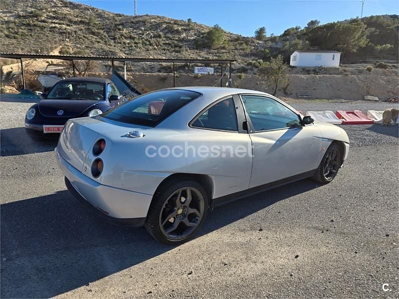 Usado Fiat Coupé 130 CV (95 kW) 2000 Gris / plata Coupe