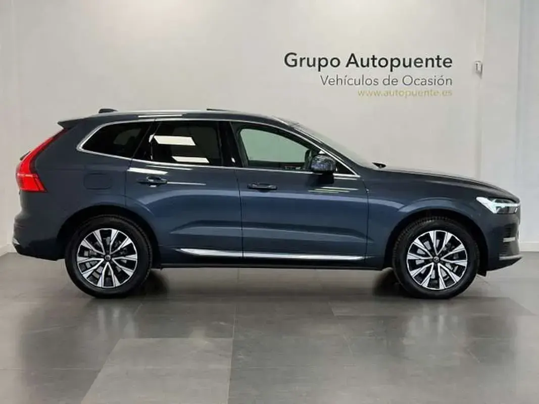Usado Volvo XC60 Plus 197 CV (144 kW) 2022 Azul SUV