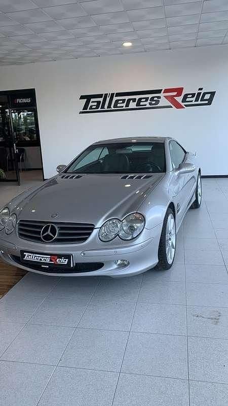 Usado Mercedes SL500 306 CV (225 kW) 2002 Gris Coupe