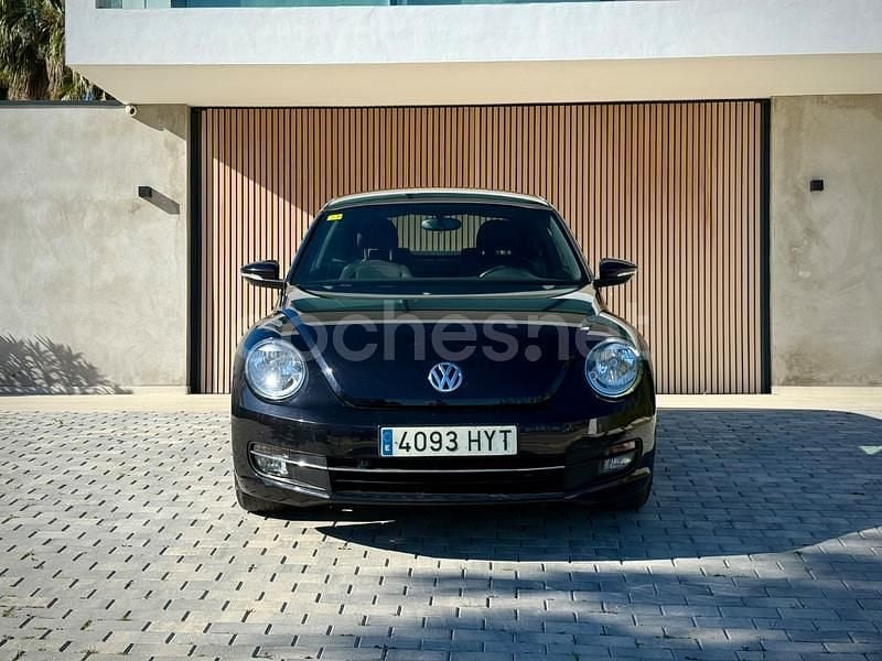Usado VW Beetle 105 CV (77 kW) 2014 Negro Utilitario
