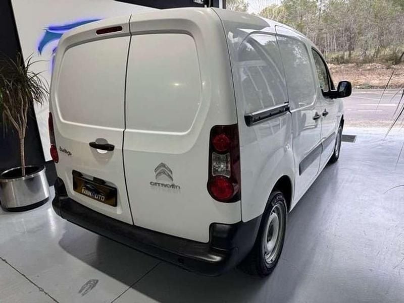Usado Citroën Berlingo 73 CV (53 kW) 2018 Blanco Monovolumen