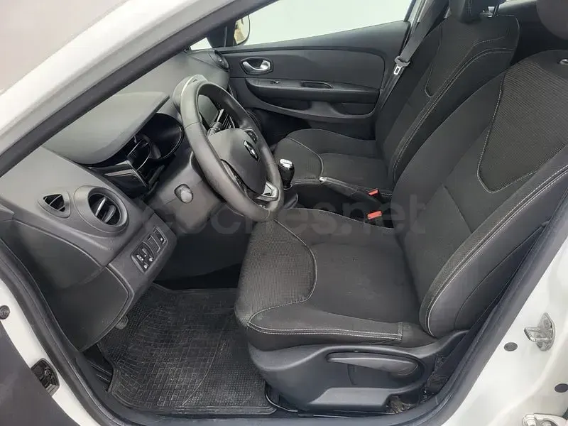 Usado Renault Clio V Business 85 CV (62 kW) 2020 Blanco Berlina