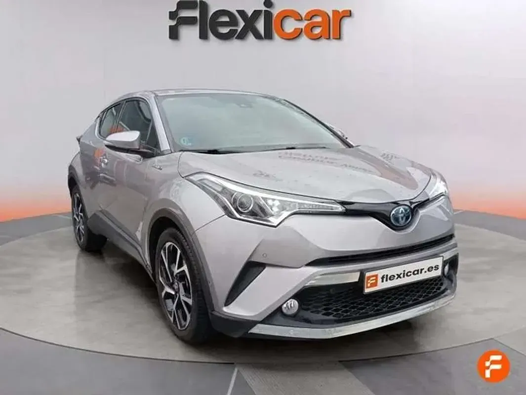 Usado Toyota C-HR Advance 122 CV (89 kW) 2018 Gris SUV