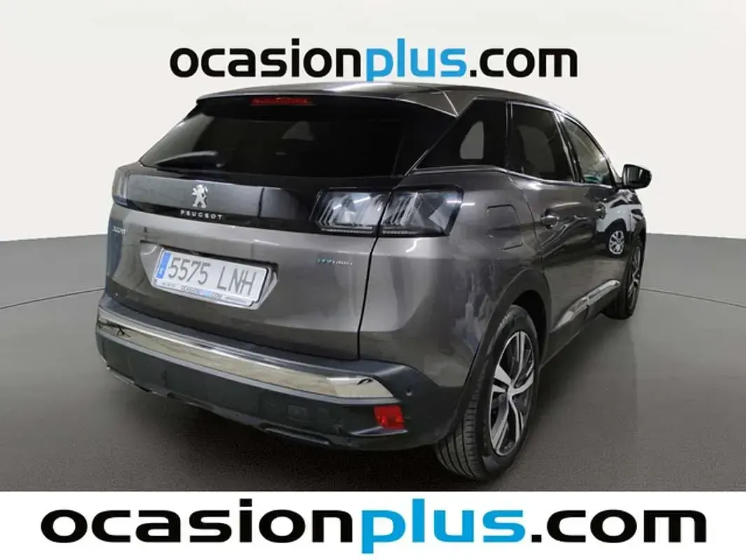 Usado Peugeot 3008 Allure 224 CV (164 kW) 2021 Gris SUV
