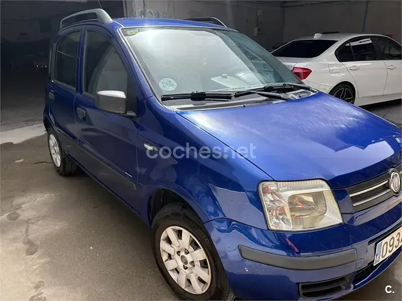 Usado Fiat Panda Dynamic 70 CV (51 kW) 2008 Azul Utilitario