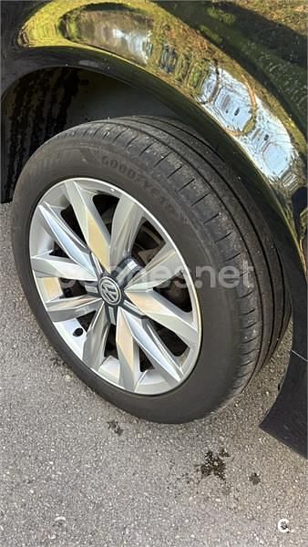 Usado VW Multivan 204 CV (150 kW) 2017 Negro Monovolumen
