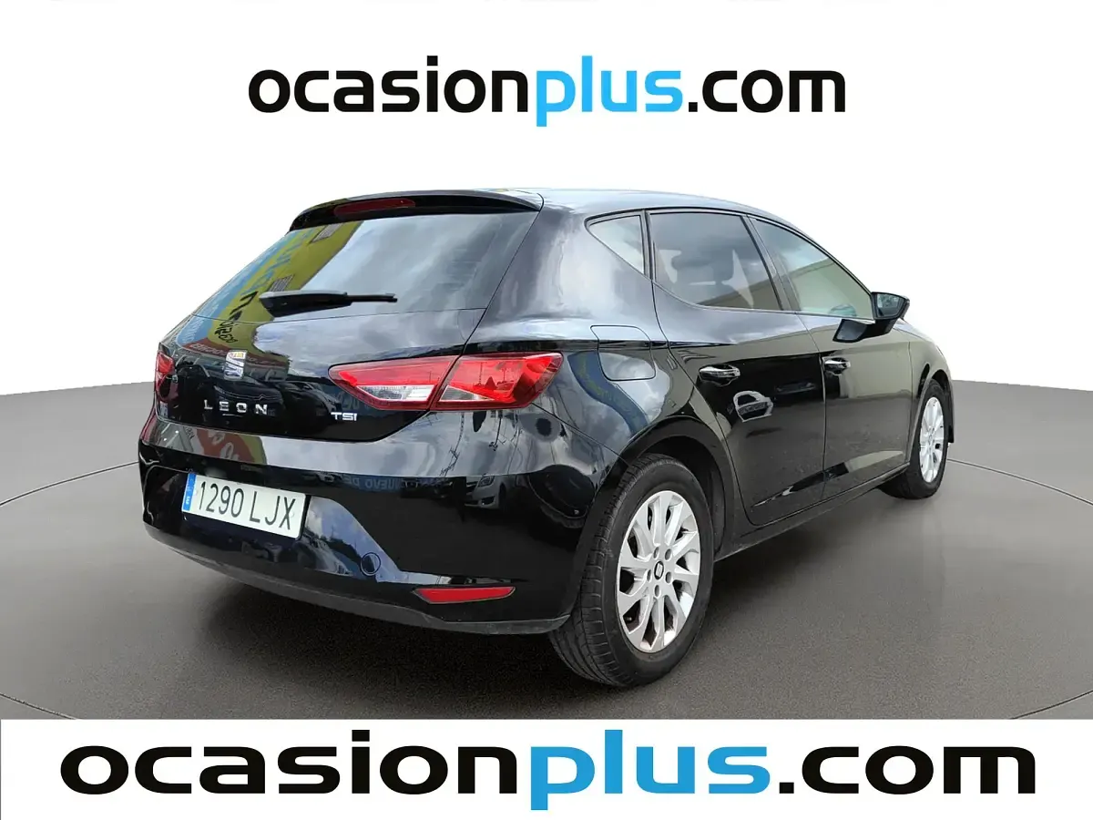 Usado Seat Leon Style 150 CV (110 kW) 2016 Negro Utilitario