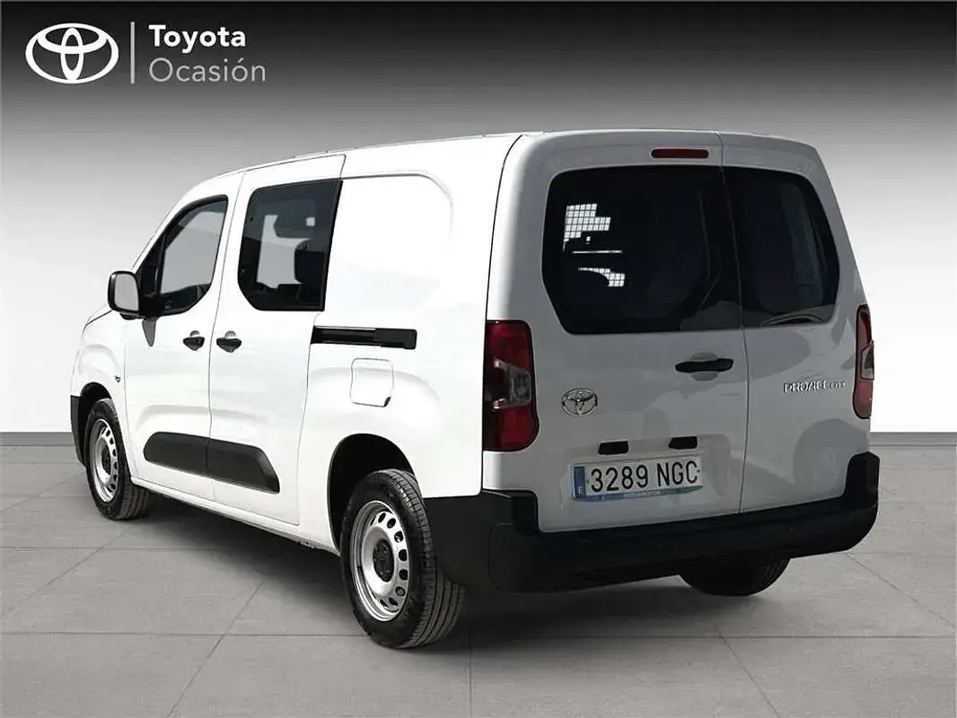 Usado Toyota Proace City City 102 CV (75 kW) 2025 Monovolumen
