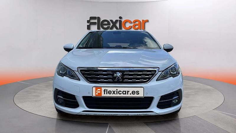 Usado Peugeot 308 SW Allure 130 CV (95 kW) 2019 Blanco Familiar