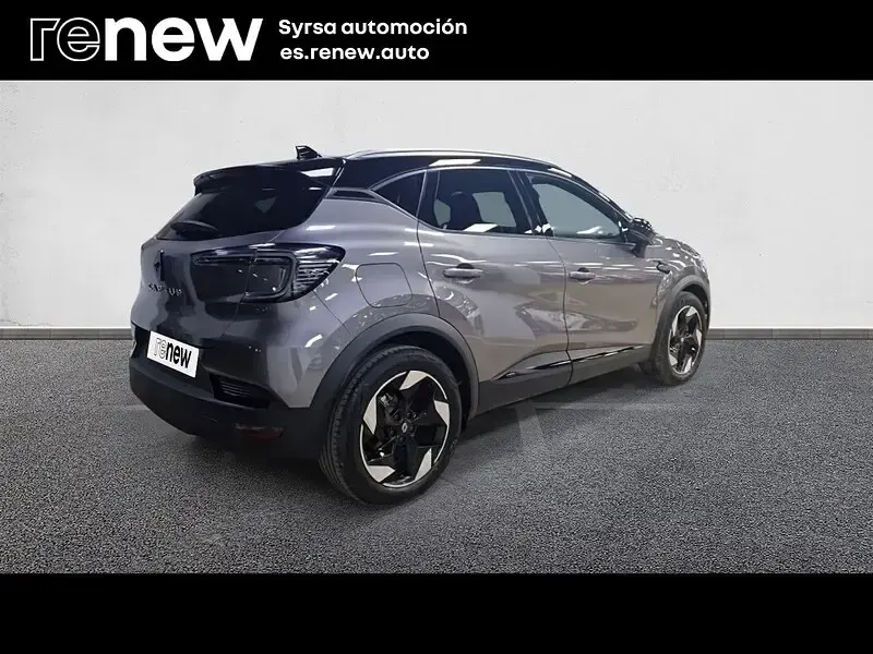Usado Renault Captur Techno 100 CV (73 kW) 2025 Gris SUV