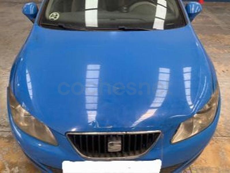 Usado Seat Ibiza Stylance 90 CV (66 kW) 2008 Azul Berlina