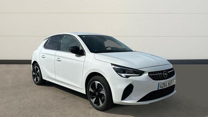 Blanco Usado 2023 Opel Corsa-e Elegance Utilitario | 16.300 € (Precio justo) - Imagen 1/4