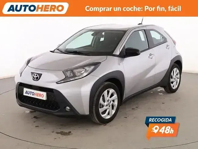 Usado Toyota Aygo X Play 72 CV (52 kW) 2023 SUV