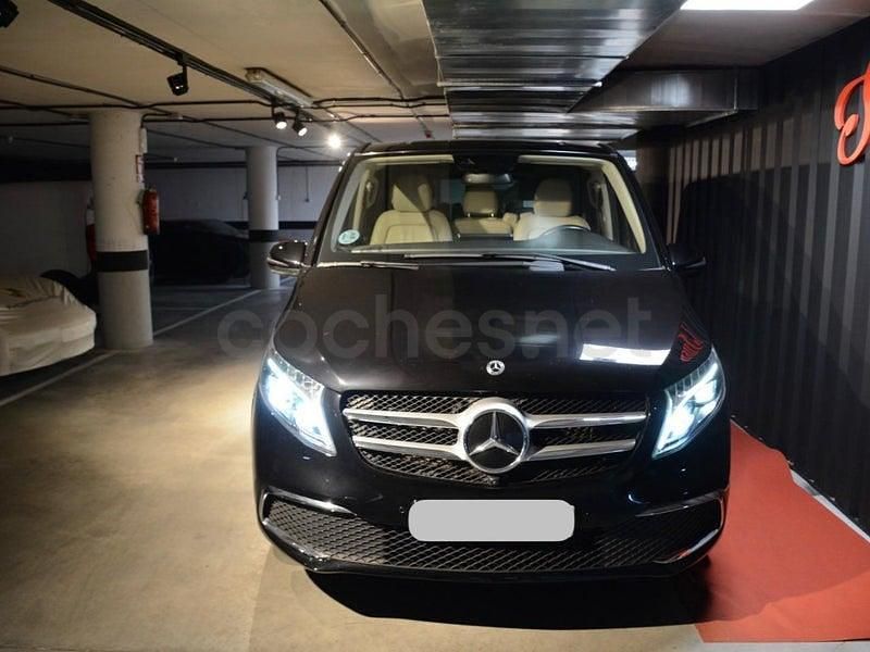 Usado Mercedes V220 Avantgarde 163 CV (119 kW) 2023 Negro Monovolumen