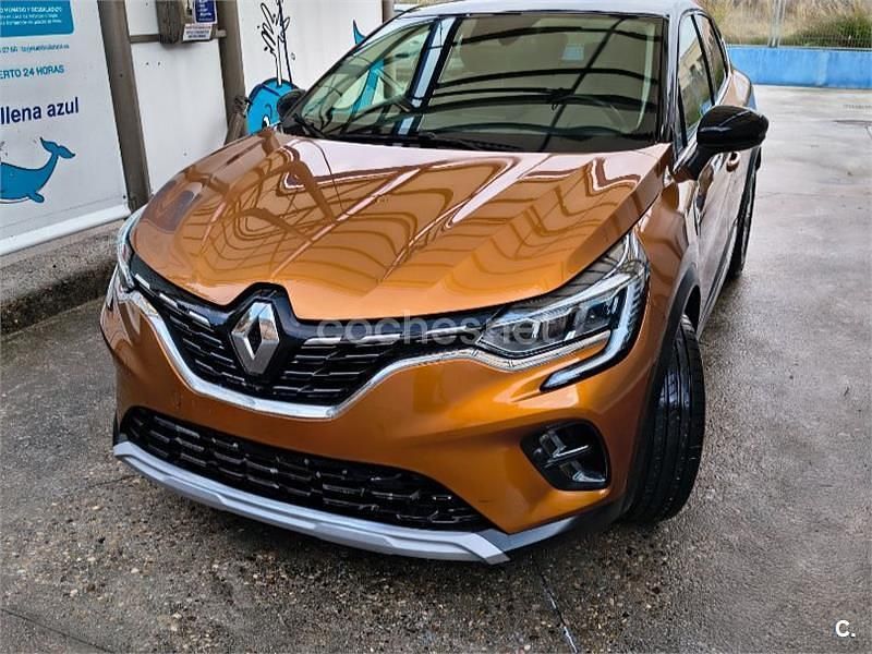 Usado Renault Captur Zen 100 CV (73 kW) 2020 Marrón SUV