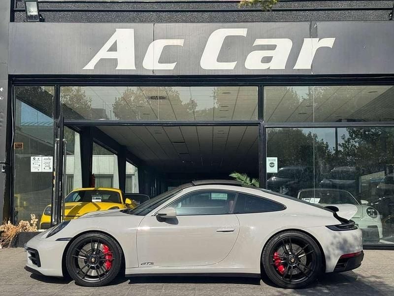 Gris Usado 2024 Porsche 911 Carrera 4 GTS Coupe | 189.000 € - Imagen 1/4