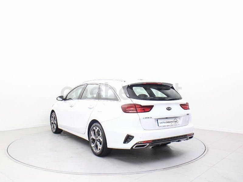 Usado Kia Ceed 141 CV (103 kW) 2021 Blanco Utilitario