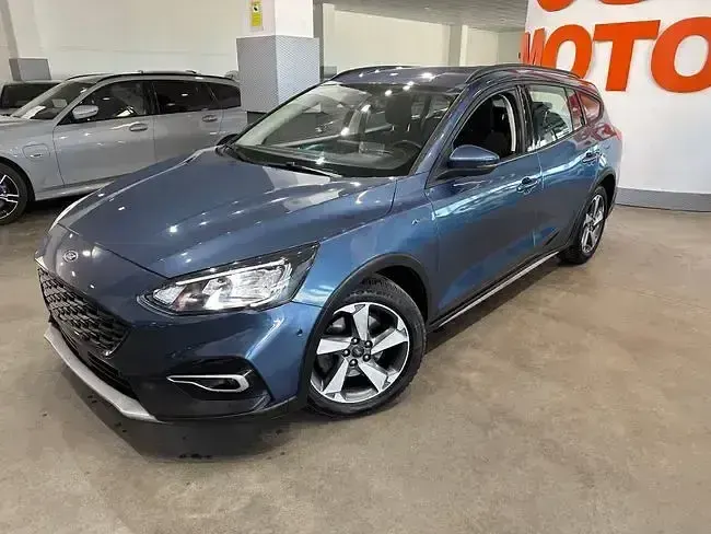 Usado Ford Focus Business Edition 125 CV (91 kW) 2022 Azul Familiar