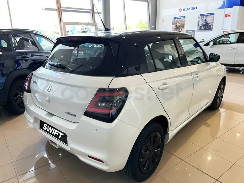Nuevo Suzuki Swift 81 CV (59 kW) 2026 Blanco Utilitario