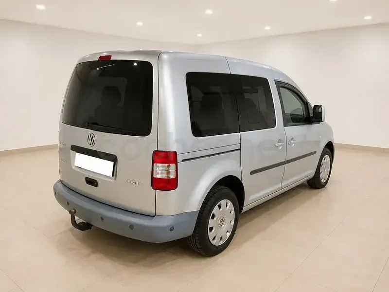 Usado VW Caddy Life 102 CV (75 kW) 2007 Gris / plata Monovolumen