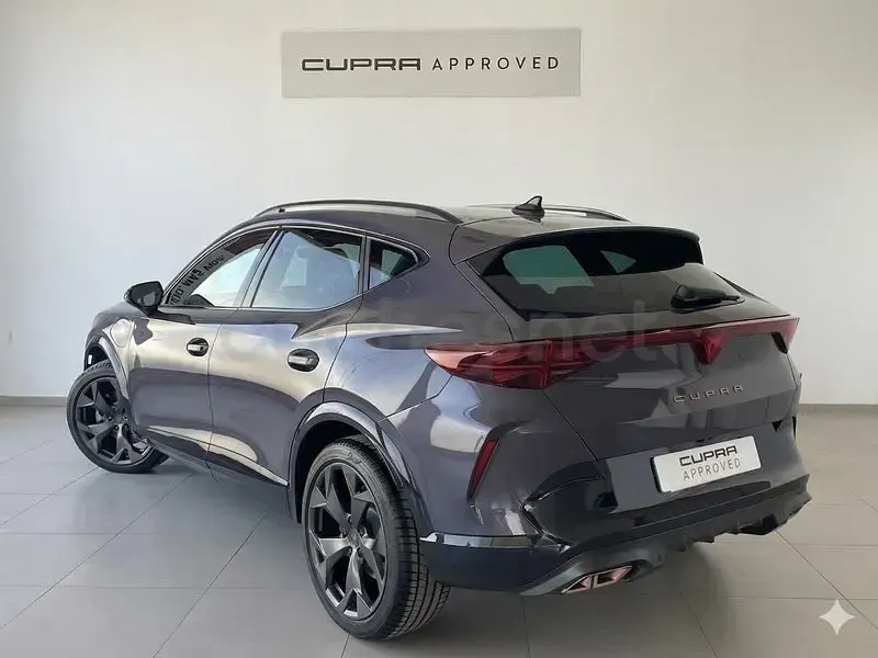Usado Cupra Formentor 204 CV (150 kW) 2025 Burdeos SUV